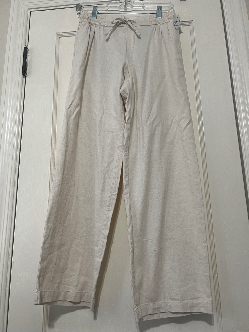 Old Navy XS womens Cream Drawstring Chinos